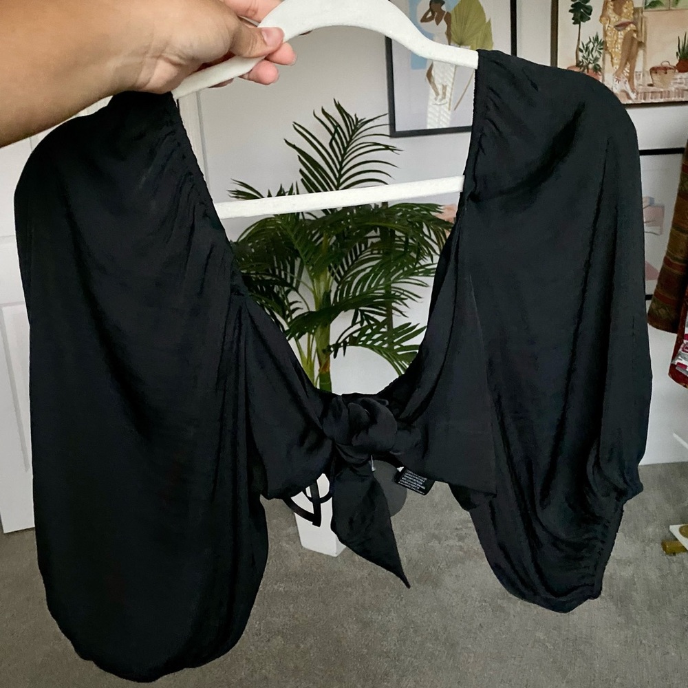Black Crop Tie Top